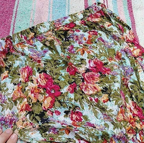 Angie Floral Romper - Picture 3 of 5